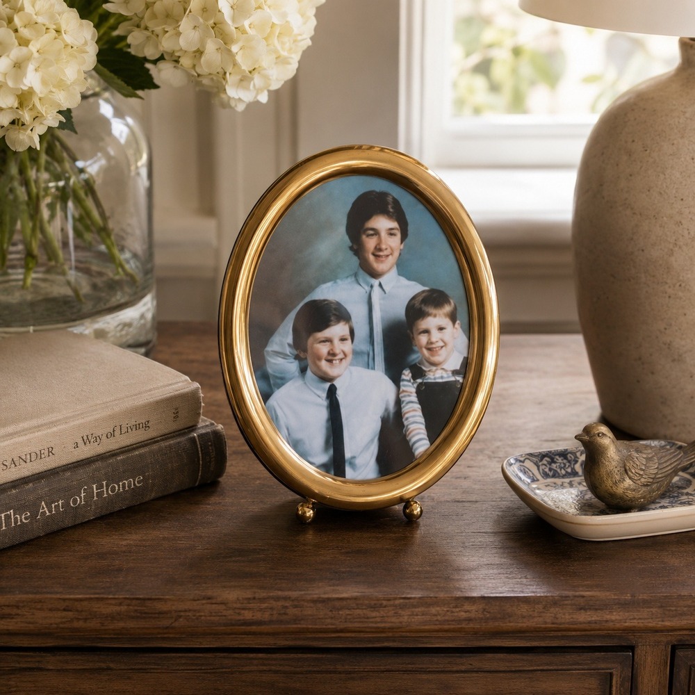 Vintage Oval Brass Photo Frame 5x7 Portrait Frame Gold Tone Home Decor